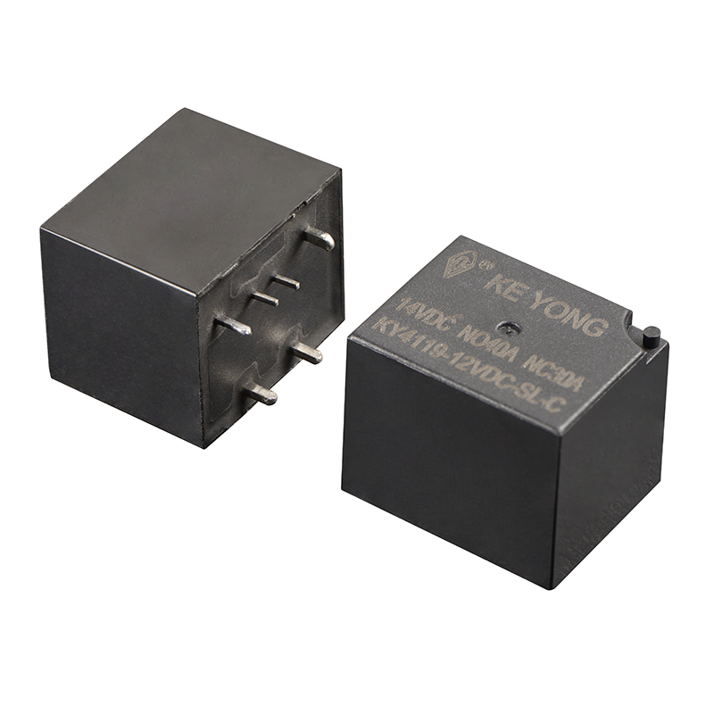 Relé PCB automotivo de alta corrente